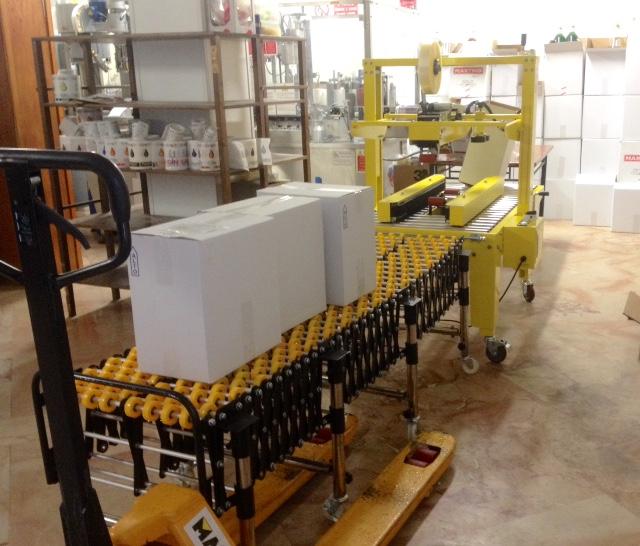 Linea Martin.jpg Linea di nastratura scatole - Fabbrica liquori - Marigliano (NA)